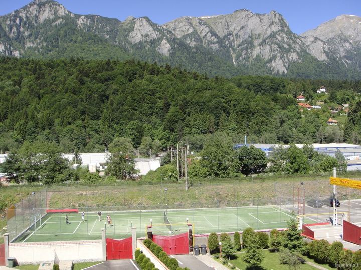 Terenurile și Bucegii