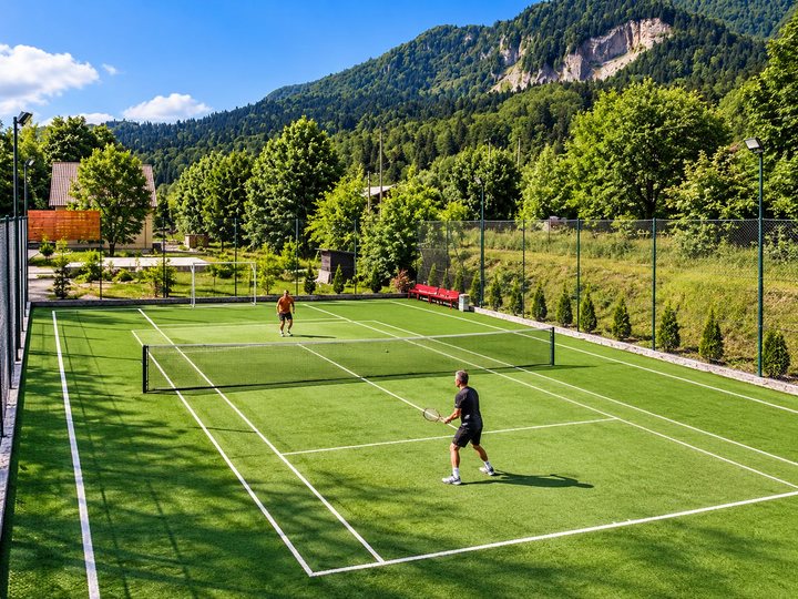 Teren de tenis